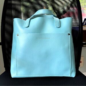 BNNU Portland Leather Medium Classic Crossbody in Cabo